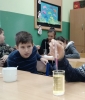 Zdjęcie: KMO - VI - chemiczne eksperymenty