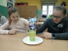 Zdjęcie: KMO - KL.V - chemiczne eksperymenty