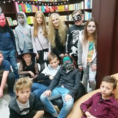 HALLOWEENOWA DYSKOTEKA